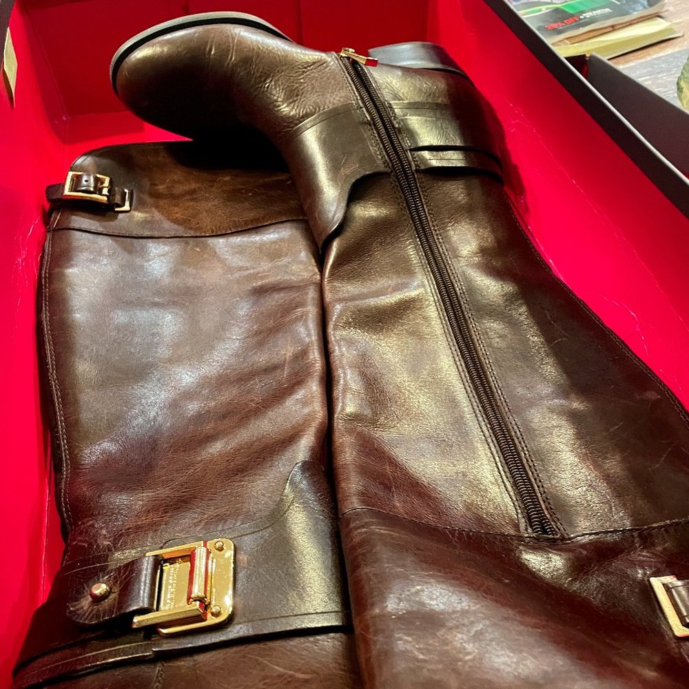 Vince Camuto Basira burly brown pull up knee high leather women’s size 6